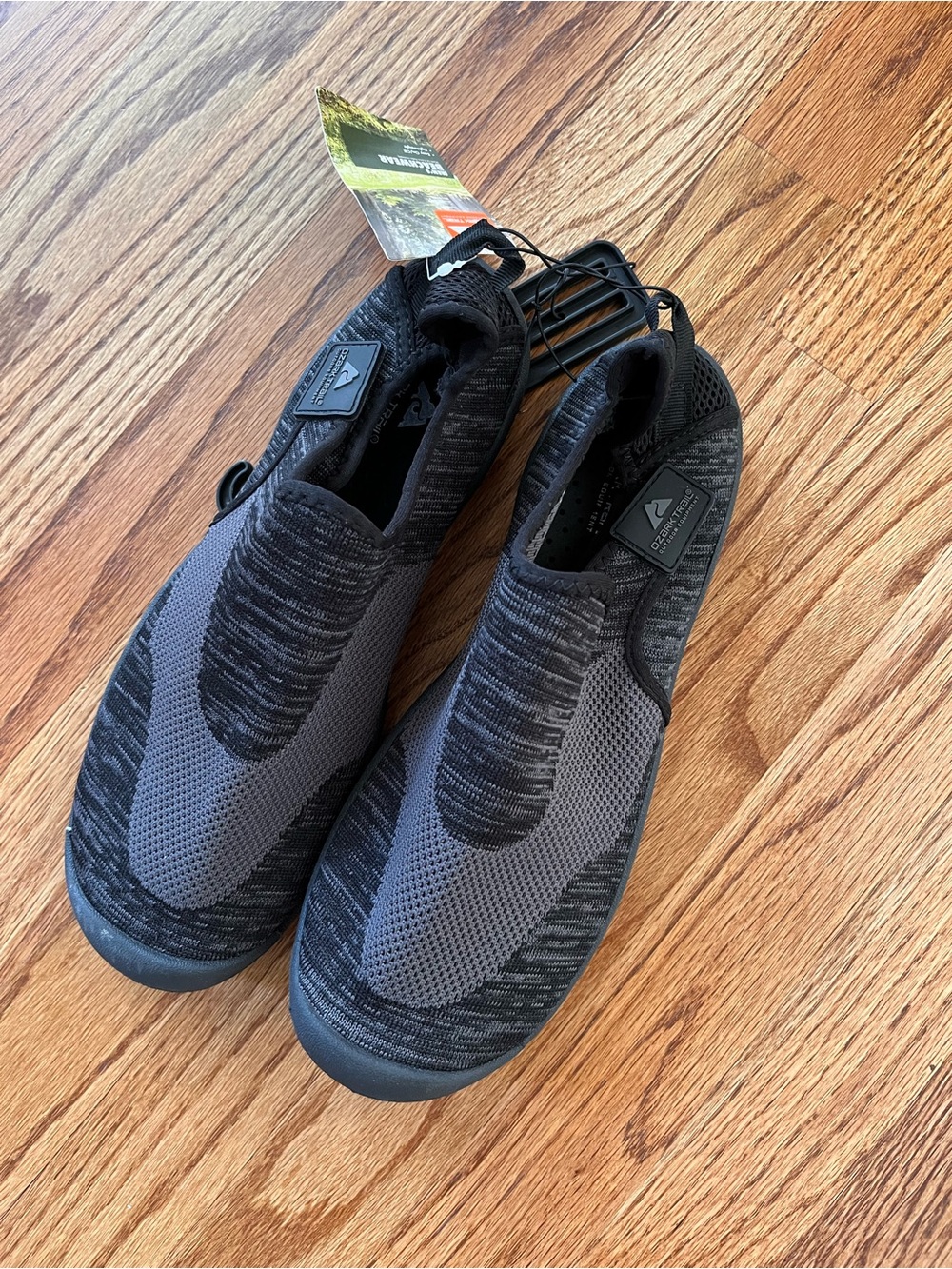 Men's Black and Grey Slip-On Knit Loafers